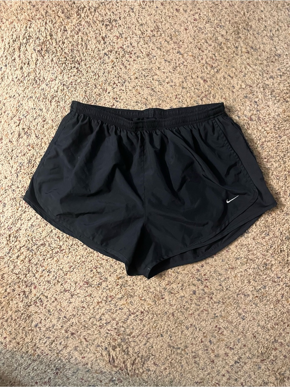 Black nike shorts